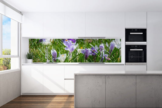 Kitchen back wall crocus motif 0005