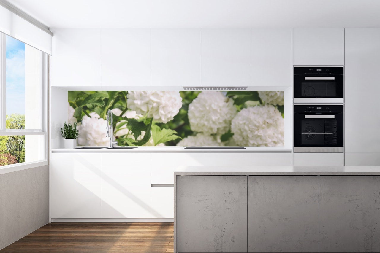 Kitchen back wall snowball floral motif 0053